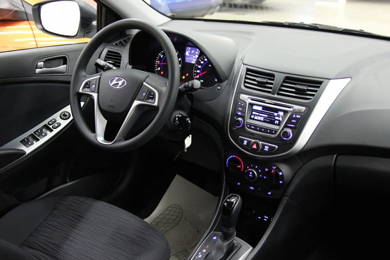 Hyundai Solaris